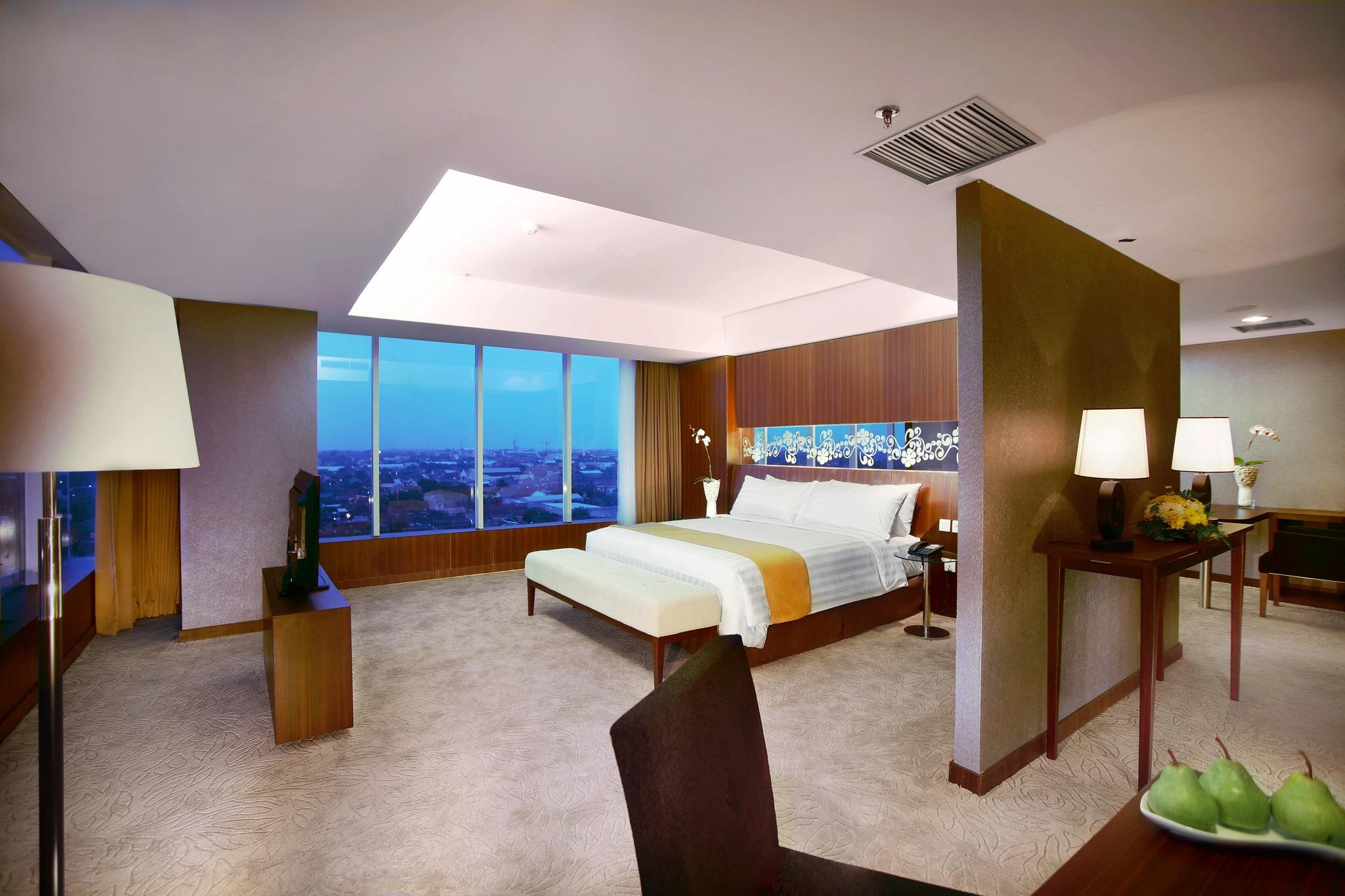 Aston Madiun Hotel & Conference Center Exterior foto
